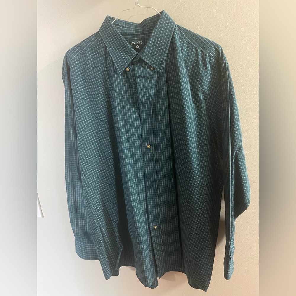 Antigua Men's XL Teal Plaid Button-Down Long Sleeve Collared Shirt